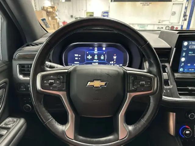 2022 Chevrolet Suburban 4WD Premier