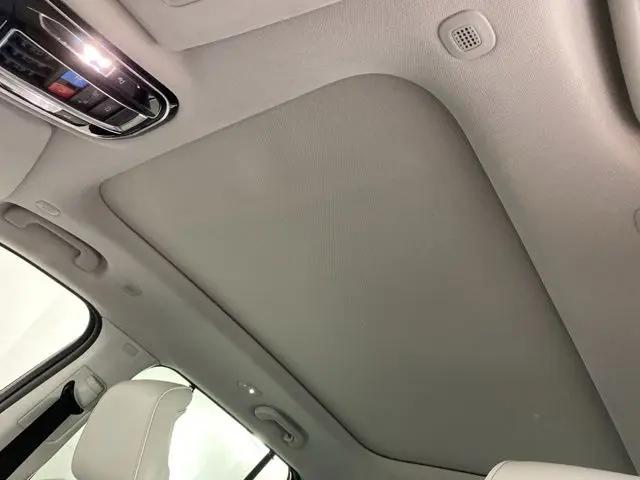 2022 Jeep Grand Cherokee Summit 4x2