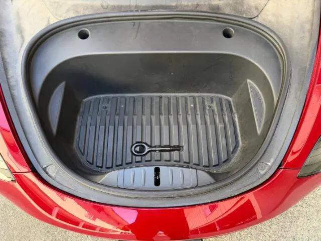 2021 Tesla Model 3 Standard Range Plus Rear-Wheel Drive