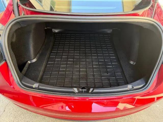 2021 Tesla Model 3 Standard Range Plus Rear-Wheel Drive