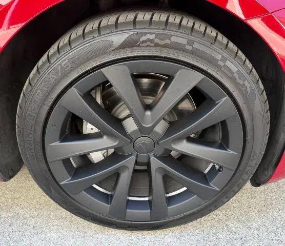 2021 Tesla Model 3 Standard Range Plus Rear-Wheel Drive