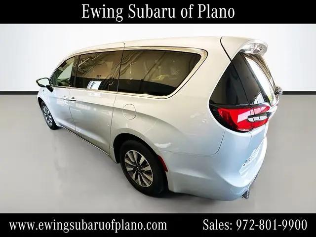 2024 Chrysler Pacifica Hybrid Select