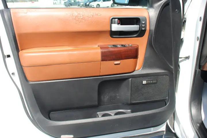2017 Toyota Sequoia Platinum