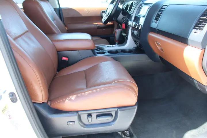 2017 Toyota Sequoia Platinum