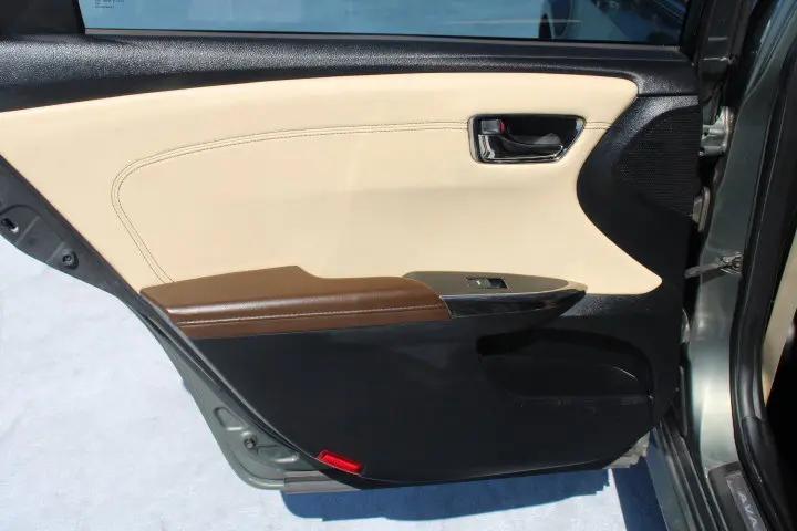 2013 Toyota Avalon Limited
