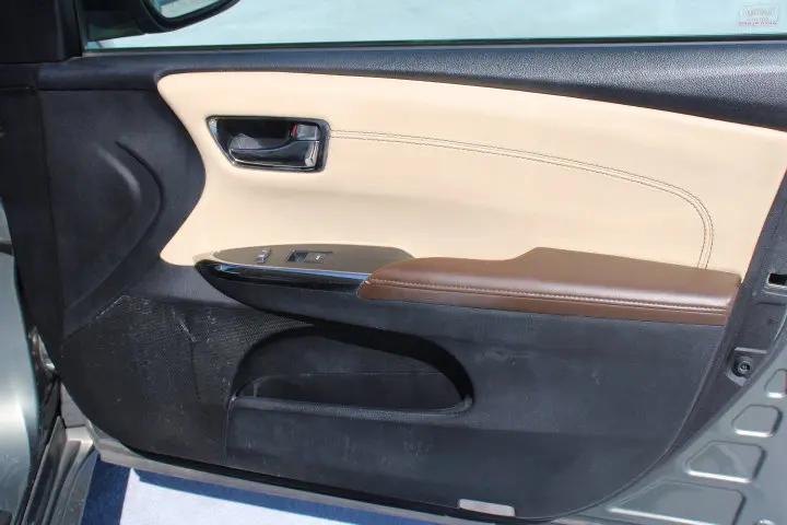 2013 Toyota Avalon Limited
