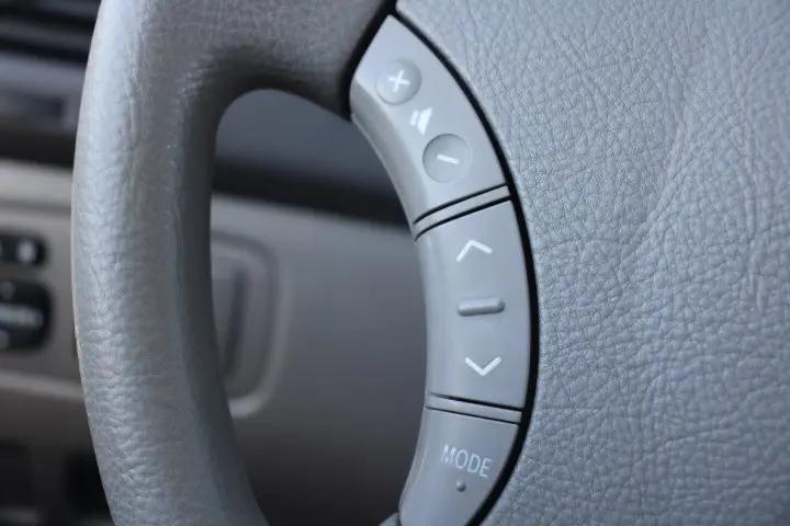 2004 Toyota Sienna LE