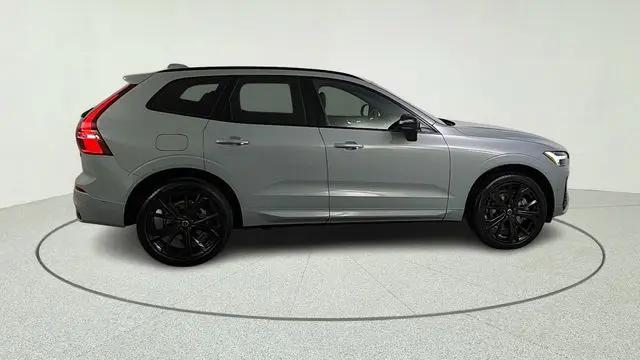 2026 Volvo XC60 Plug-In Hybrid Black Edition Ultra, T8 AWD Electric/Gasoline, Dark