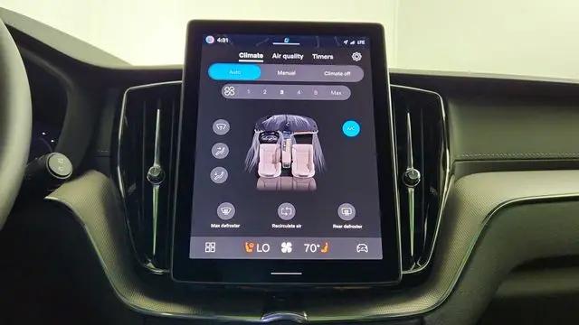 2026 Volvo XC60 Plug-In Hybrid Black Edition Ultra, T8 AWD Electric/Gasoline, Dark