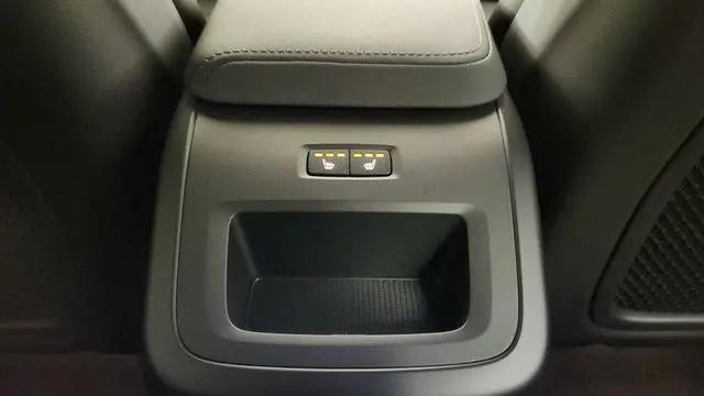 2026 Volvo XC60 Plug-In Hybrid Black Edition Ultra, T8 AWD Electric/Gasoline, Dark