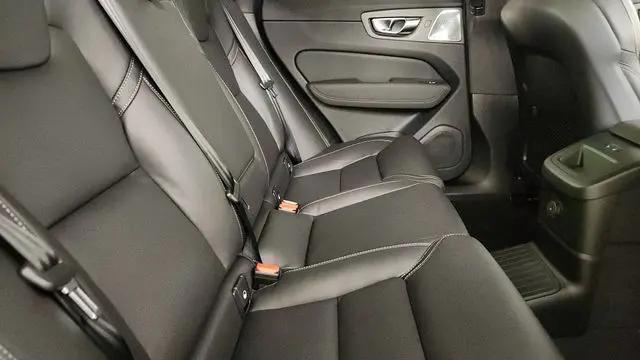 2026 Volvo XC60 Plug-In Hybrid Black Edition Ultra, T8 AWD Electric/Gasoline, Dark