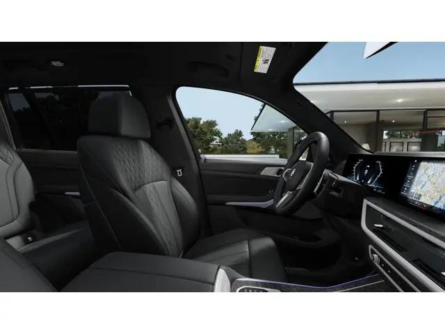 2027 BMW X7 M60i