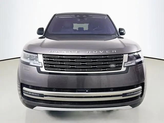 2022 Land Rover Range Rover P400 SE