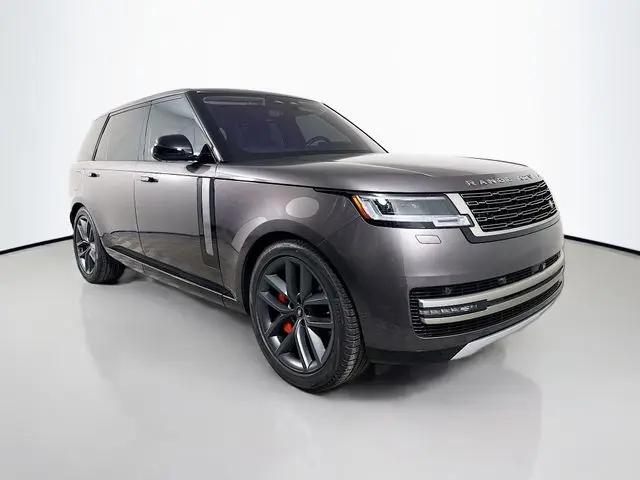 2022 Land Rover Range Rover P400 SE