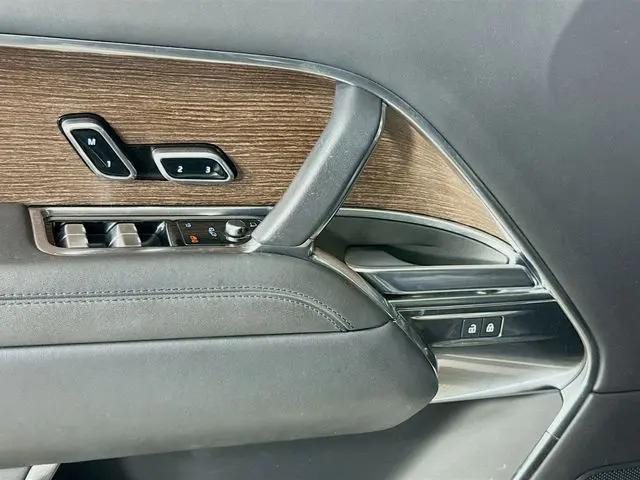 2022 Land Rover Range Rover P400 SE
