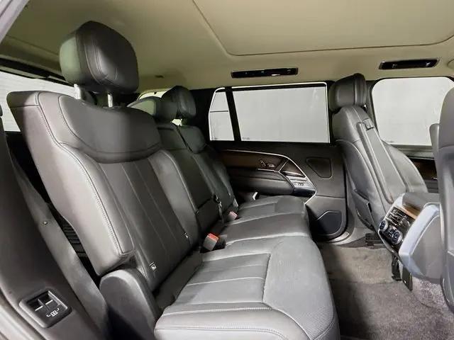 2022 Land Rover Range Rover P400 SE