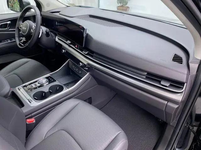 2026 Kia Carnival MPV SX Prestige