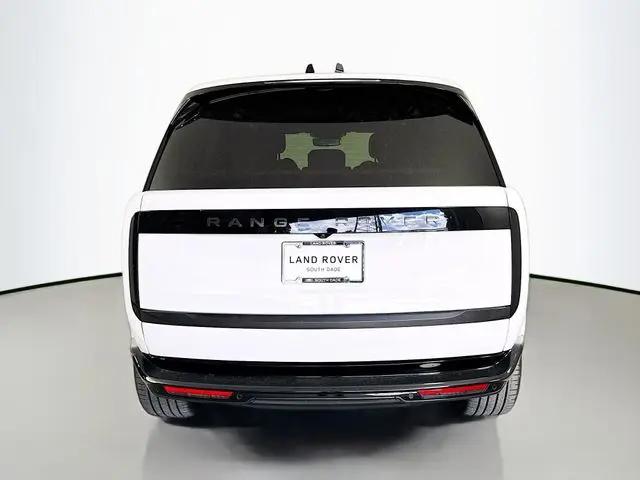 2026 Land Rover Range Rover P400 SE