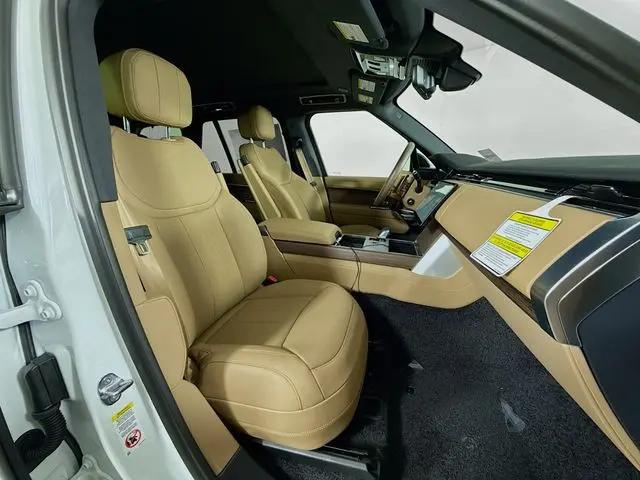 2026 Land Rover Range Rover P400 SE