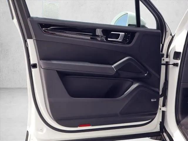 2021 Porsche Cayenne Cayenne