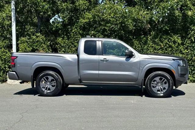 2025 Nissan Frontier King Cab SV 4x2