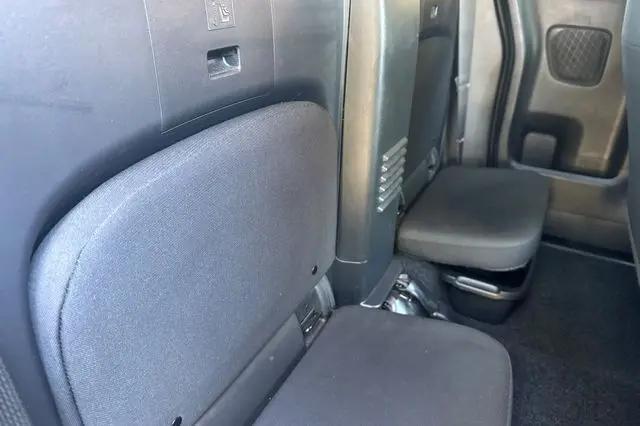 2025 Nissan Frontier King Cab SV 4x2