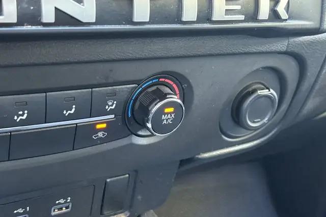 2025 Nissan Frontier King Cab SV 4x2