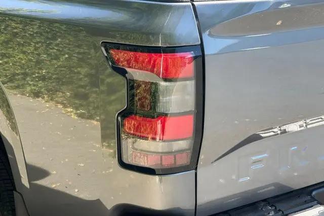 2025 Nissan Frontier King Cab SV 4x2