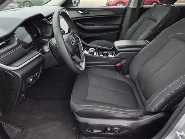 2023 Jeep Grand Cherokee L Laredo 4x4