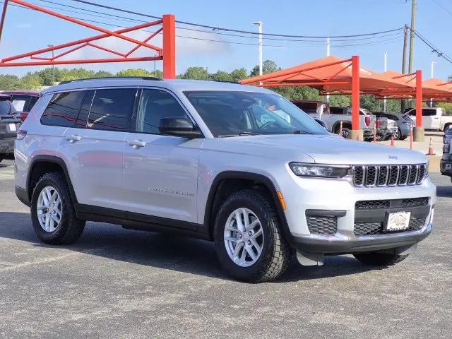 2023 Jeep Grand Cherokee L Laredo 4x4 for sale in Tyler, TX