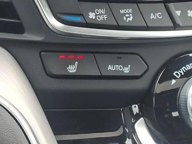 2025 Acura TLX Technology Package