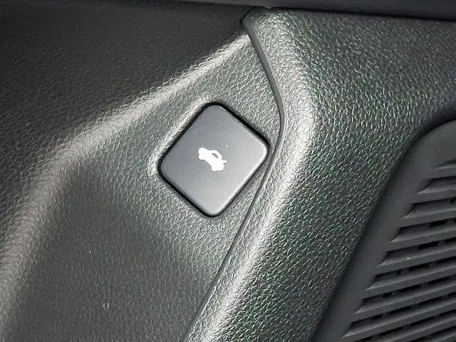 2025 Acura TLX Technology Package
