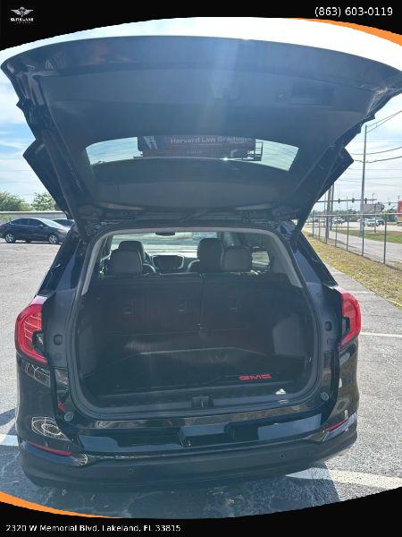 2023 GMC Terrain FWD SLT