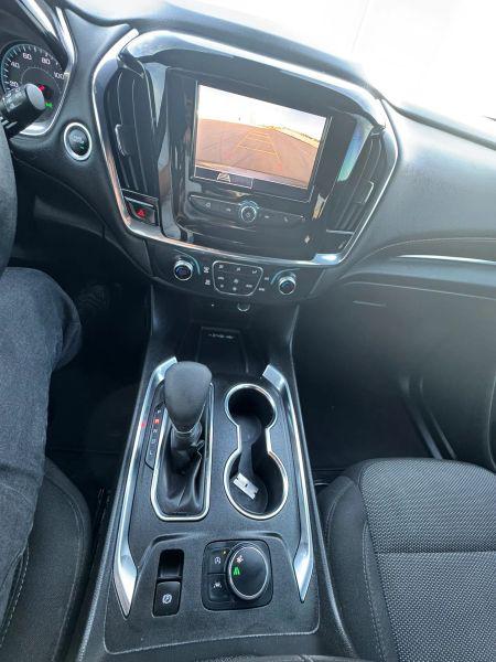 2023 Chevrolet Traverse FWD LT Cloth