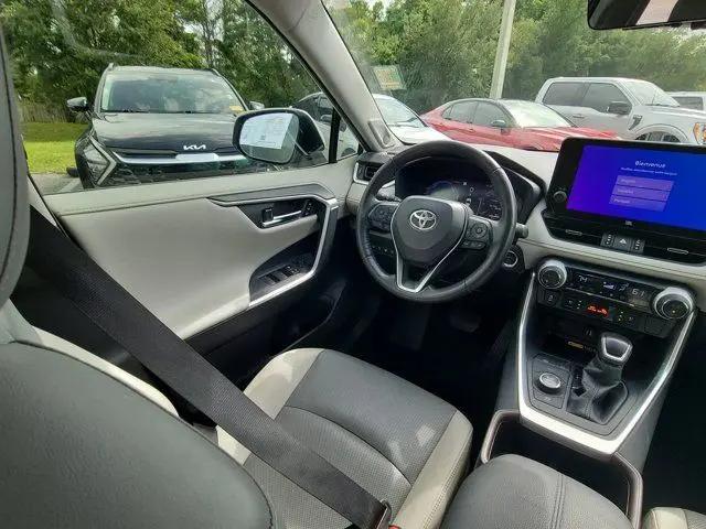 2024 Toyota RAV4 Hybrid Limited