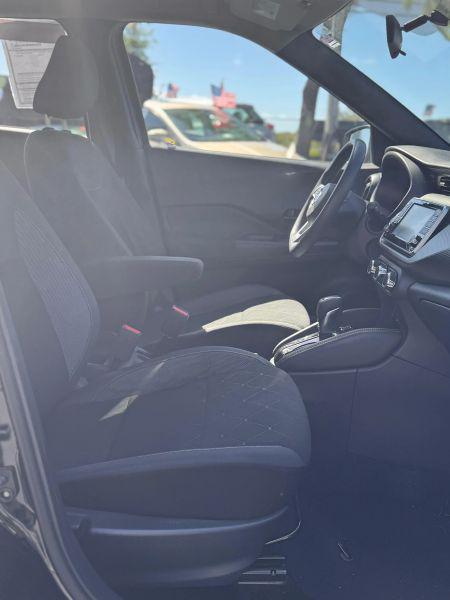 2019 Nissan Kicks S