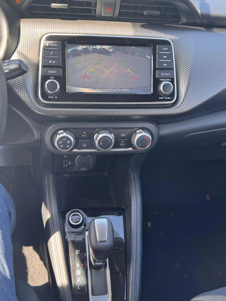 2019 Nissan Kicks S