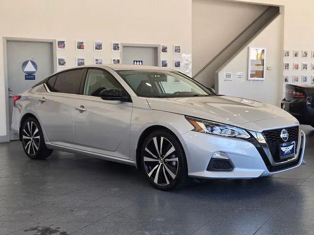2020 Nissan Altima SR FWD