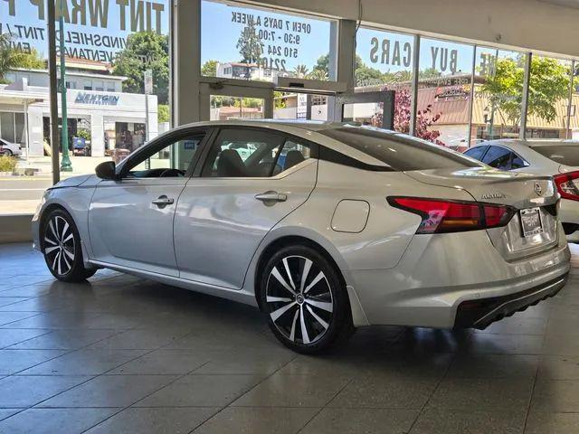 2020 Nissan Altima SR FWD