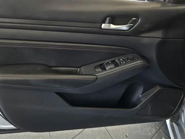 2020 Nissan Altima SR FWD