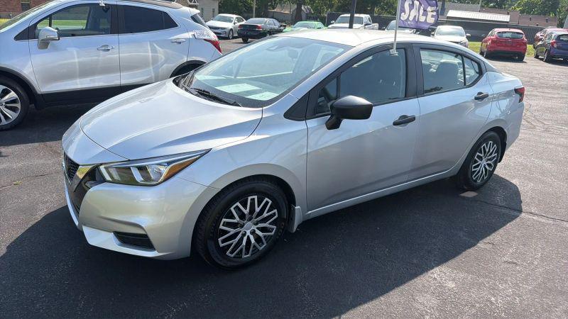 2020 Nissan Versa S Xtronic CVT