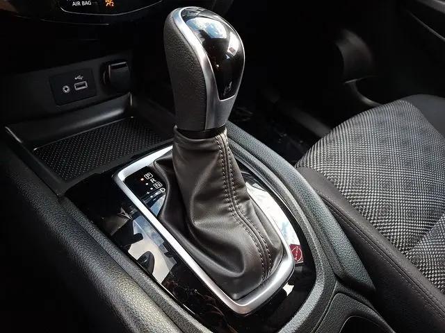 2022 Nissan Rogue Sport SV AWD Xtronic CVT
