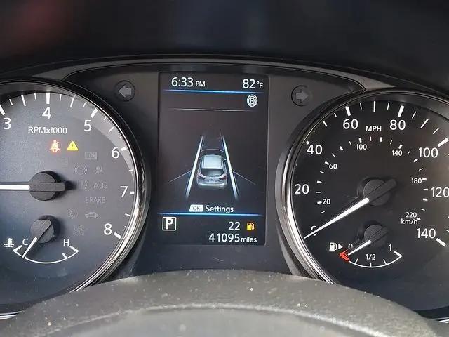 2022 Nissan Rogue Sport SV AWD Xtronic CVT