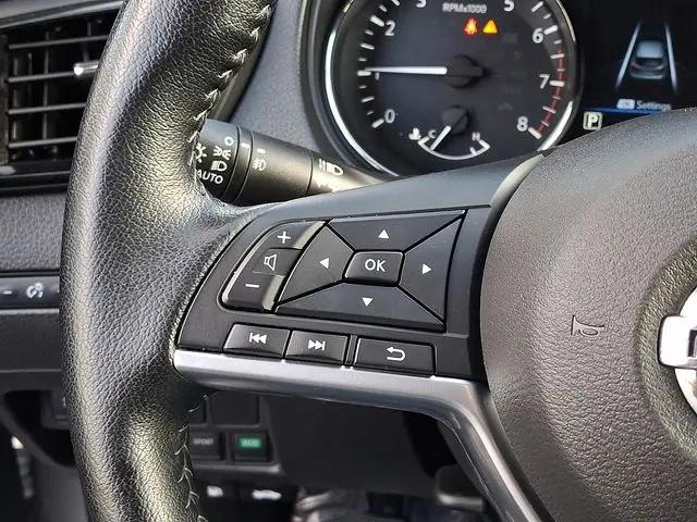 2022 Nissan Rogue Sport SV AWD Xtronic CVT