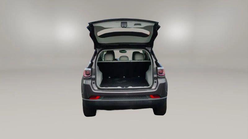 2021 Jeep Compass Latitude FWD
