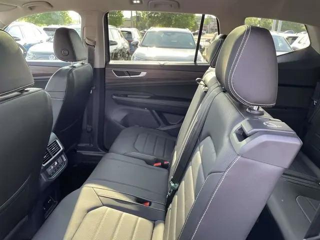 2026 Volkswagen Atlas SEL