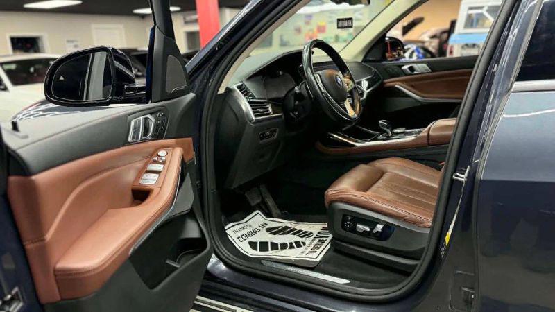 2019 BMW X7 xDrive50i