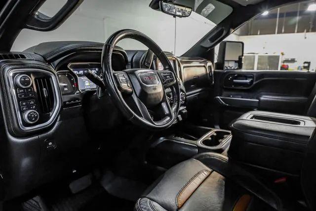 2020 GMC Sierra 2500HD 4WD Crew Cab Standard Bed AT4