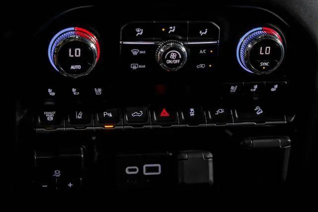 2020 GMC Sierra 2500HD 4WD Crew Cab Standard Bed AT4