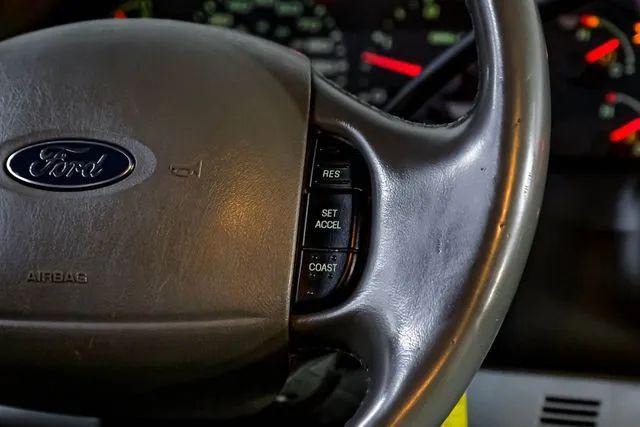 2004 Ford F-350 XL